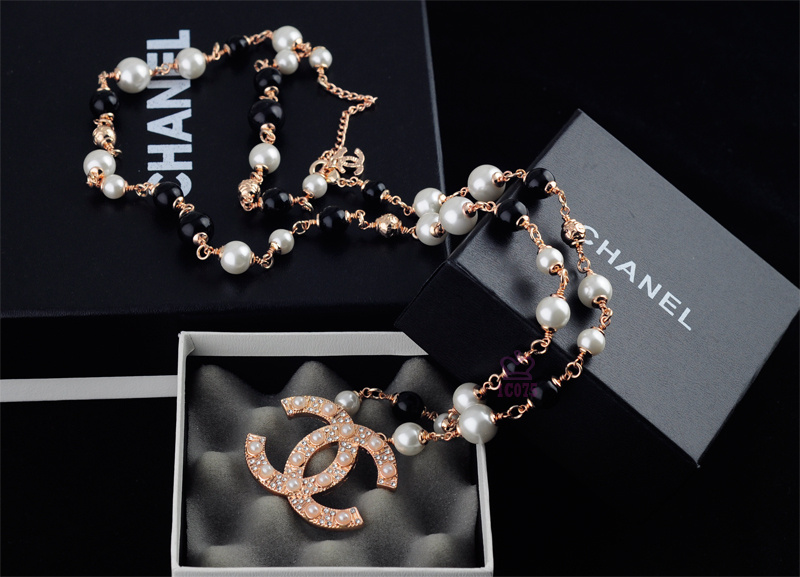 Collana Chanel Modello 425